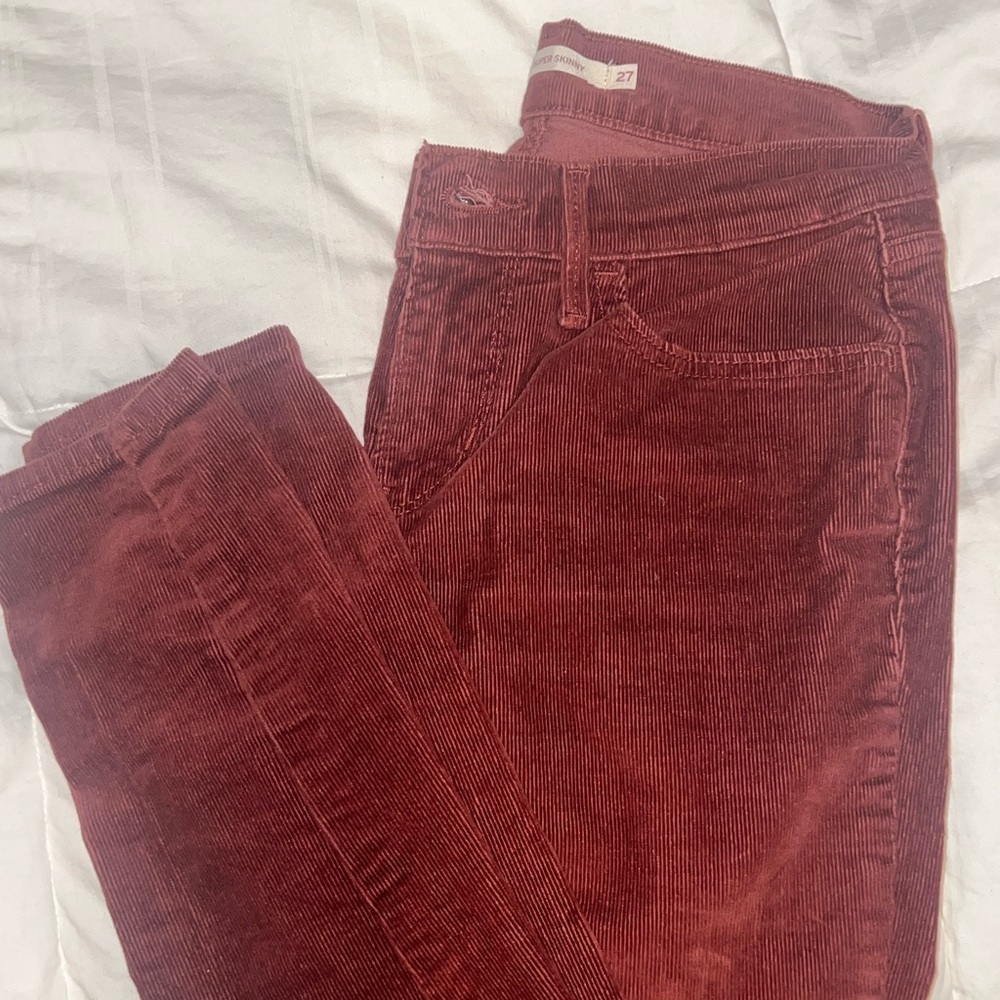 Corded Levi’s Super Skinny Size 27